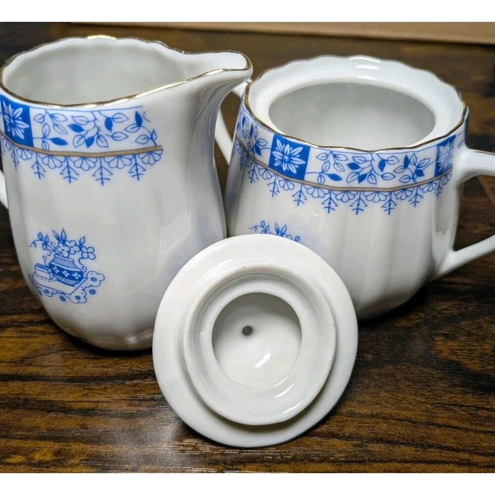 Vintage CHINA BLAU Bavaria Creamer and Sugar Bowl w/Lid Blue White